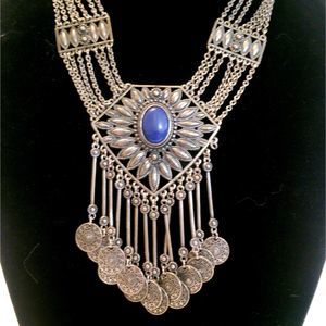 Vintage Boho Inspired Silver Tone Blue Cabochon Statement Necklace *